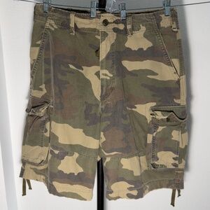 Abercrombie & Fitch Men’s Vintage Cargo Shorts, Green Camo